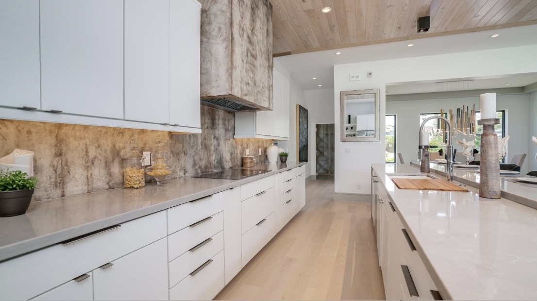 Concrete Kitchen Backsplash | Select Surface Solutions of Orlando, FL